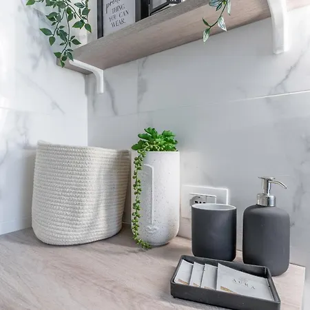 Sebino18 - Design Apartment Suite Milano Esterno foto